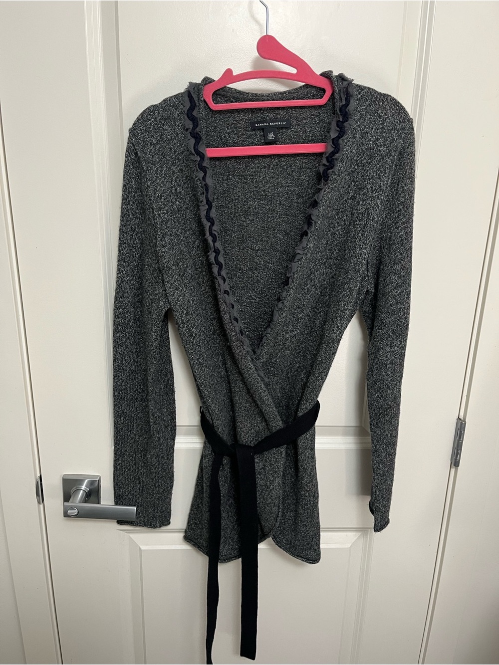 Banana Republic 50% Lambs Wool Grey Wrap Cardigan in size L